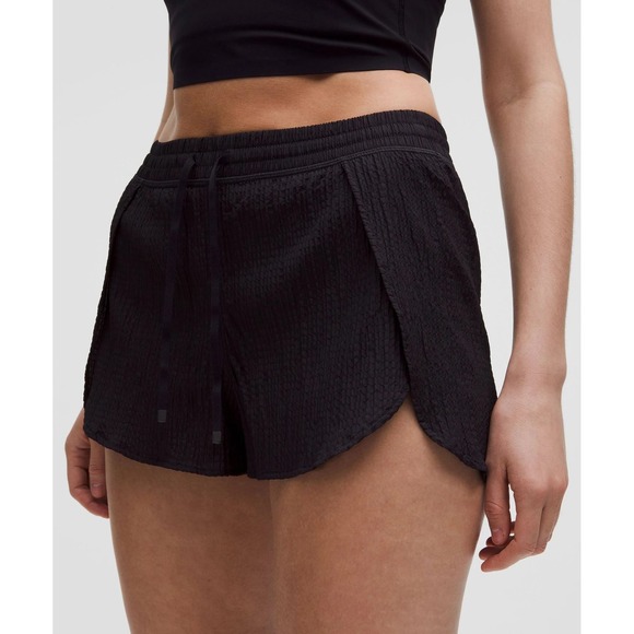 lululemon Pants - lululemon Negative Split Textured Run Short 2.5 Black Womens XS LW7DH3S